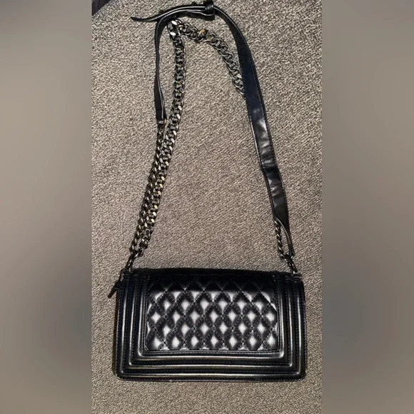 Elegant Black Quilted Shoulder Bag Small Medium Flap Crossbody Classic - Picture 9 of 9